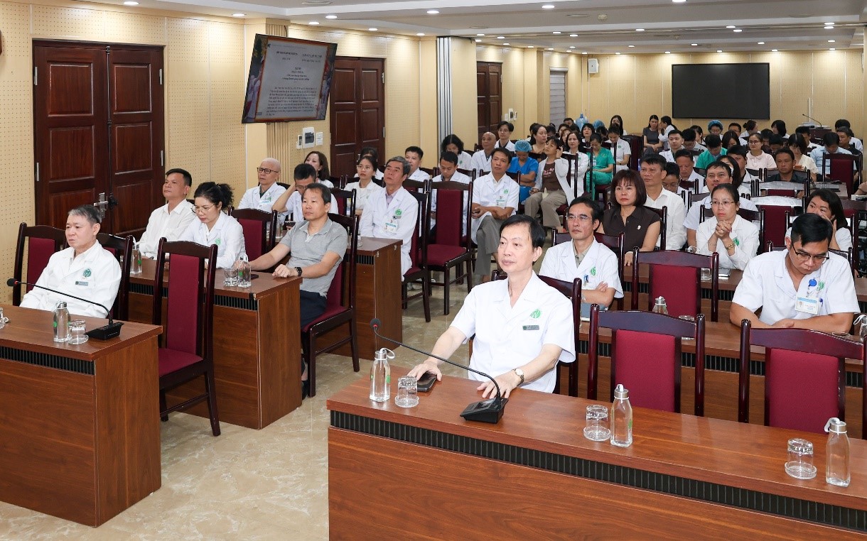 HỘI NGHỊ NGHIÊN CỨU, HỌC TẬP, QUÁN TRIỆT VÀ TRIỂN KHAI  THỰC HIỆN MỘT SỐ NGHỊ QUYẾT, CHỈ THỊ CỦA BỘ CHÍNH TRỊ
